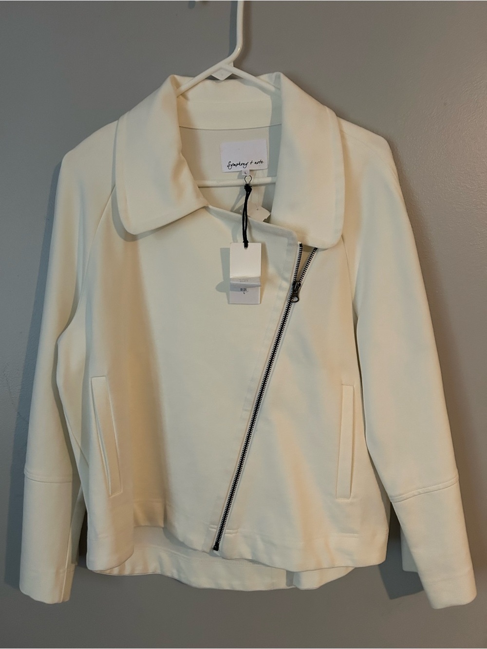 Symphony + note Women's Cream Asymmetric Zip Jacket